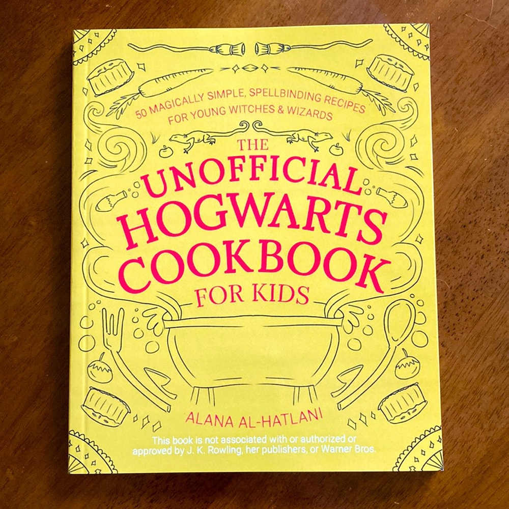 NWOT The Unofficial Hogwarts Cookbook for Kids